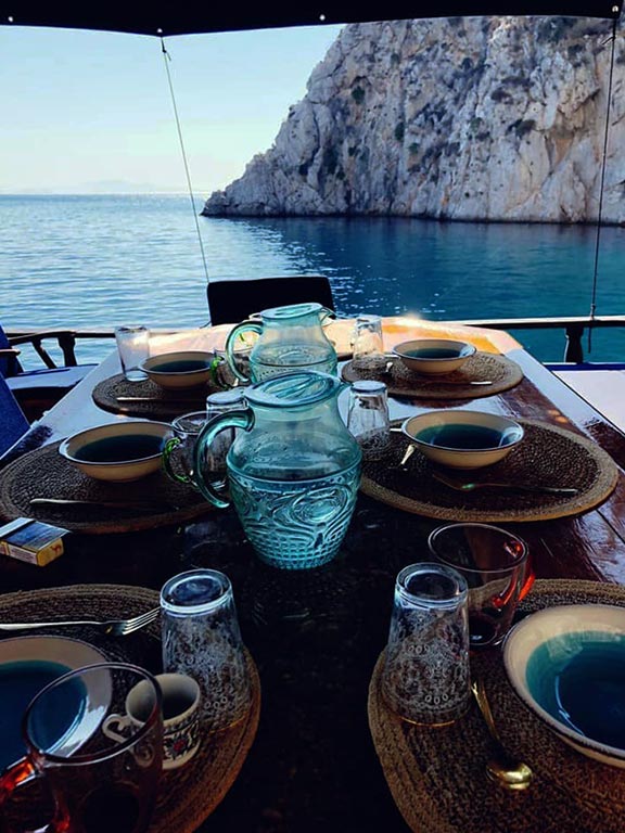 Pranzo_a_bordo